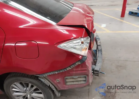 2015 Toyota Corolla Le Plus из США, поврежденный, VIN 5YFBURHE1FP188754